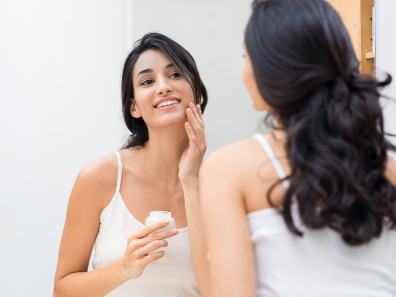 Tác dụng của việc skincare chăm sóc da.