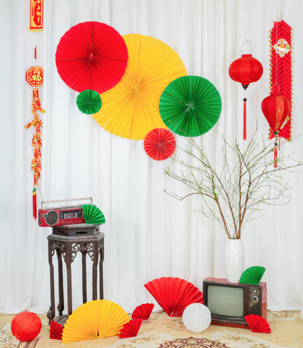 Cách làm quạt tròn treo trong nhà dịp Tết