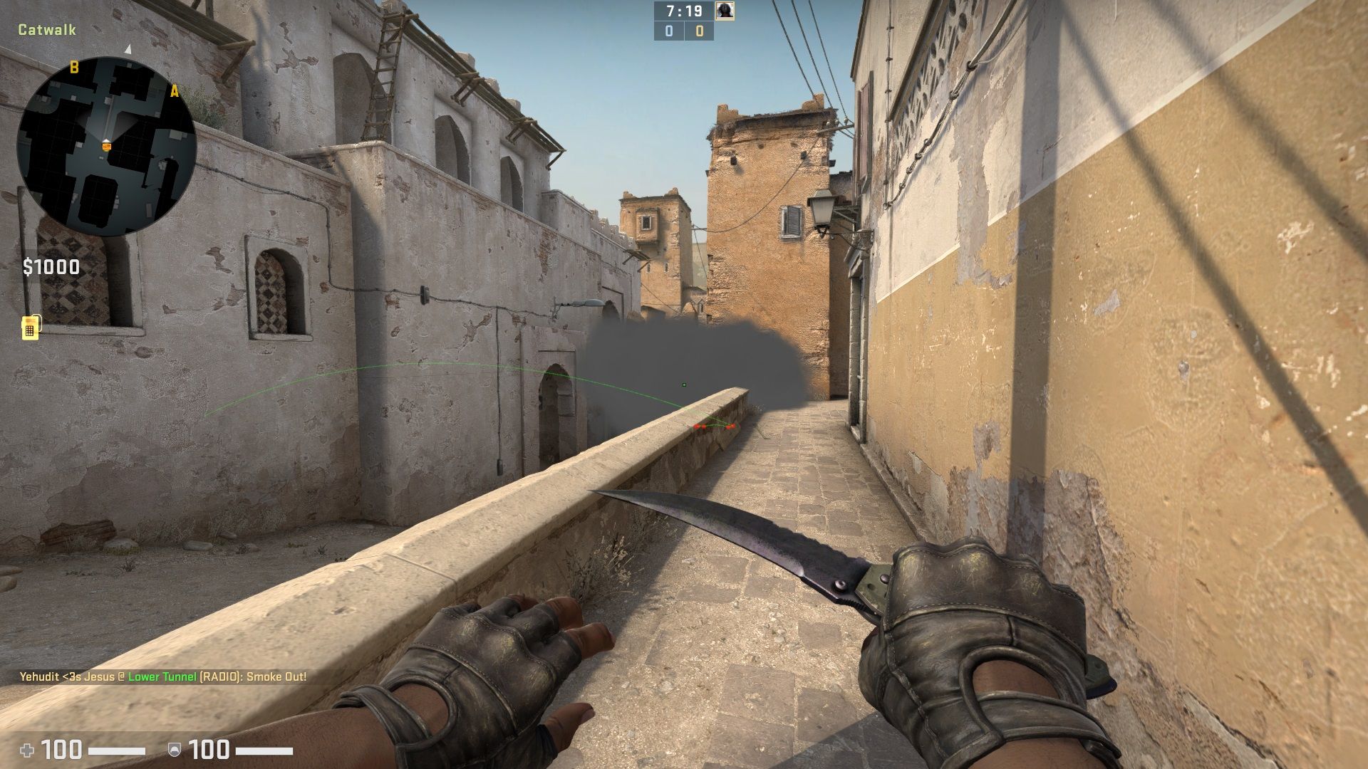 CSGO Dust 2 Mid Attack Smoke Mid Doors