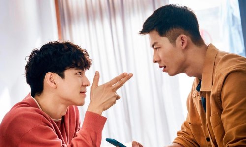 'Chuyá»n tôi và ma quá»· thà nh ngưá»i má»t nhà ' - tình bạn âm dương