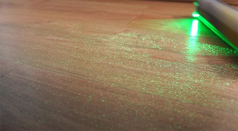 Roborock S7 MaxV Ultra base station and robot