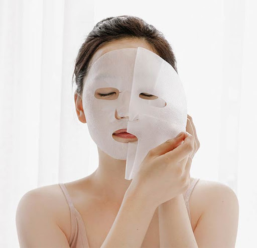Kem dưỡng ẩm là bước cuối cùng trong quy trình chăm sóc da chuẩn